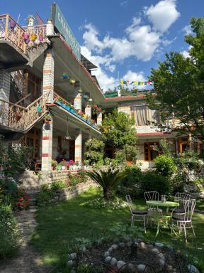 Naggar Manali's Paradise at Chanderlok - Housity