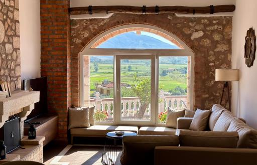 Villa Tragos - Hizvo