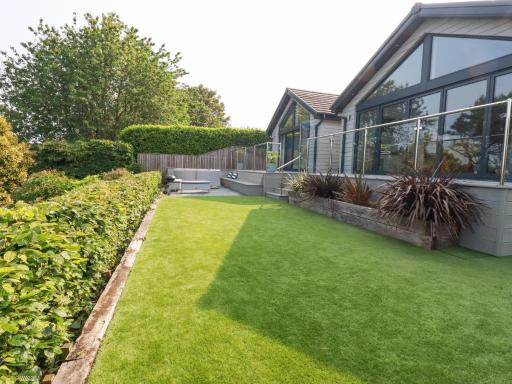 Trenant View - Housity