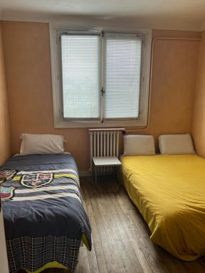 Ntes Rezé 3P Box gratuit 1 à 6 pers Linge fourni - Housity