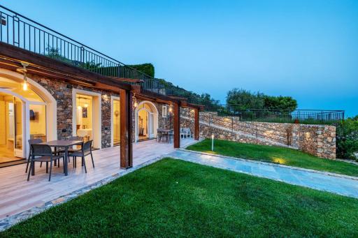 Mirto Blu - Housity