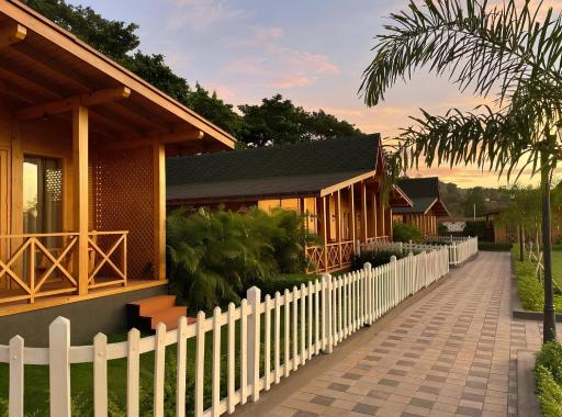 Villament Zinc Journey By The Fern, Karjat - Hizvo
