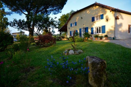 Peyrouteau, gîte bucolique. - Housity