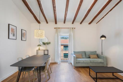 Vintage & Modern Old Town Alcoy - Housity