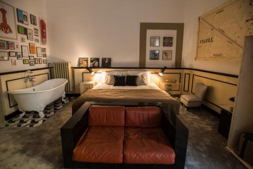 AdAstra Suites - Housity