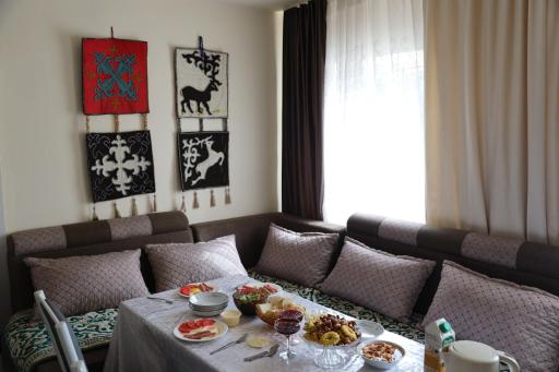 By River 246 - Housity