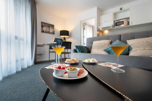 Nemea Appart Hotel Home Suite Nancy Centre - Housity