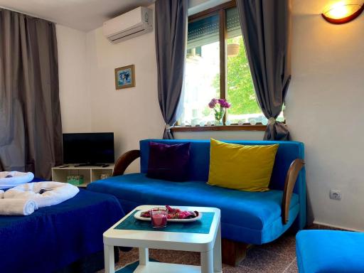 Family Hotel Argo - Housity