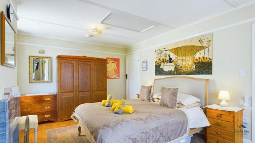 Anchor Down Cottage the perfect seaside retreat sleeps 4 beach 2 mins - Housity