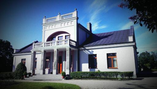 Agropark - Dworek pod Lipą - Housity