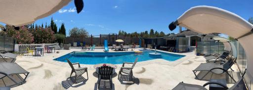 Charming Villa in Turis with Shared Pool and Garden - Housity