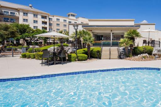 Hilton San Antonio Hill Country - Housity