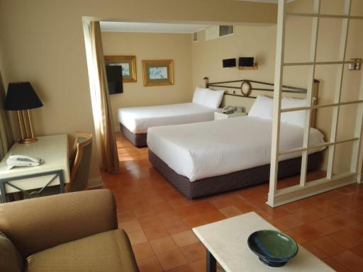 Suites del Bosque Hotel - Housity