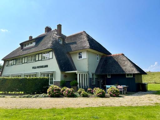 Villa Nieuwland B&B - Housity