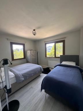 De&Ne apart 1 - Housity