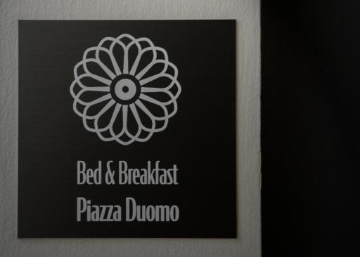 Bed & Breakfast Piazza Duomo - Housity