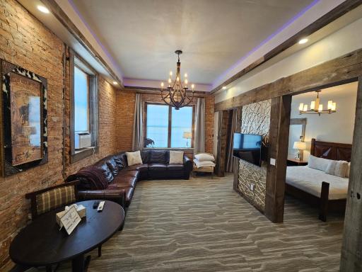 Eaglescape Suites and Event Center - Housity