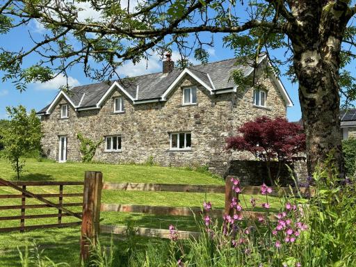 Maesyfelin Isaf B&B - Housity