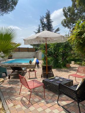 Maison invitant aux voyages 20mn de la plage - Housity