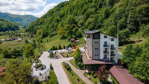 Pensiunea Apuseni Wild - Housity
