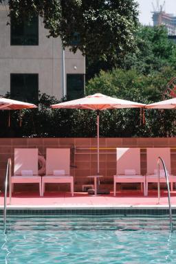 Downright Austin, A Renaissance Hotel - Housity