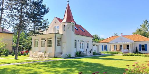 Schieszl Villa - Housity