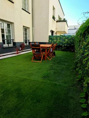 The Green Terrace Disneyland - Housity