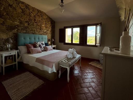 Travel Proud Las Pazuelas - Housity