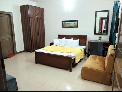 Capital Guest House, Islamabad near Bahria Town , Rawalpindi - Housity