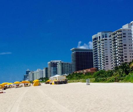 Ocean Front Resort Studio - Housity