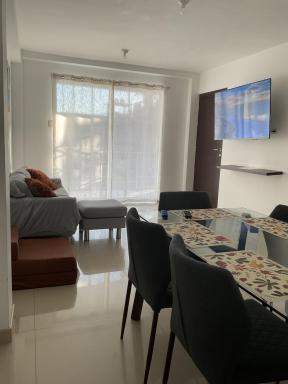 Apartamento familiar amoblado - Housity