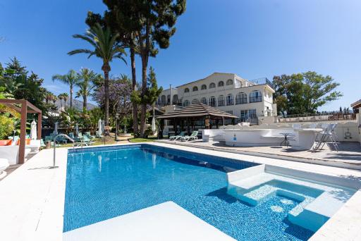 CASADELMAR Marbella 20 APARTAMENTOS VACACIONALES - Housity