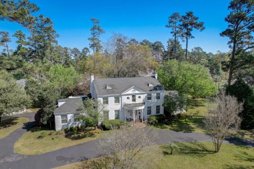 Creole Dame Bed & Breakfast Inn - Housity