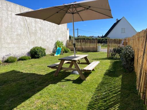 La Maison - Ambleteuse - Vue sur Mer et Jardin - Housity