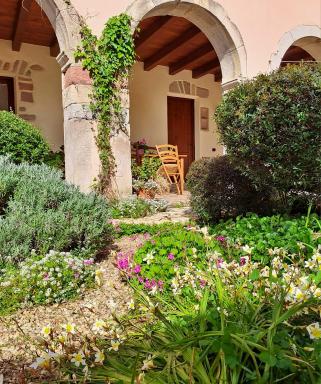 B&B S'Omu Antiga - Housity