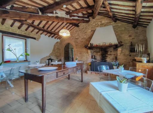 La Fonte Delle Faranghe by Host Hero - Housity