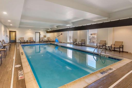 Comfort Suites Near Denver Downtown - Housity