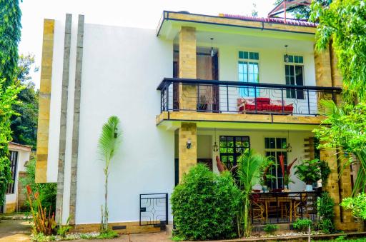 Summit View Homestay - Housity