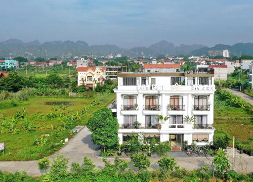 Lotus Hotel Ninh Bình - Housity