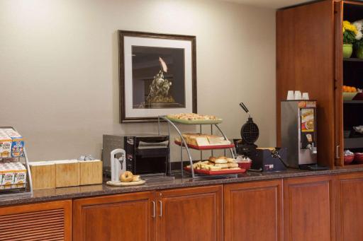Wingate by Wyndham - Dulles International - Housity