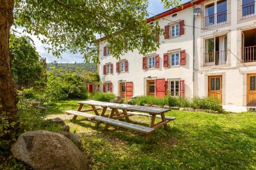 La Grande Maison Rouge - Housity