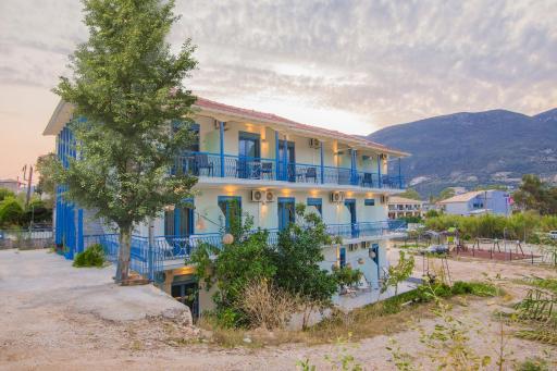 AκrotiriResort - Housity