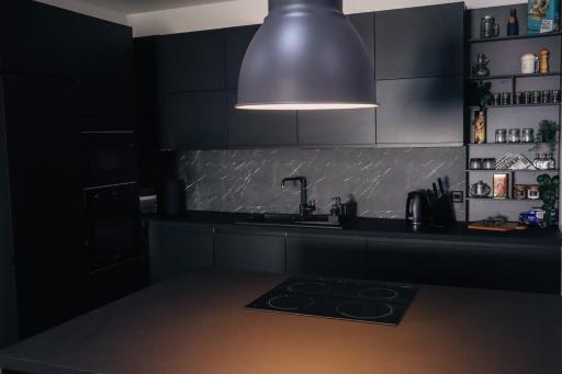 Urban Design 3 Bedroom Apt Main Bedroom - Housity