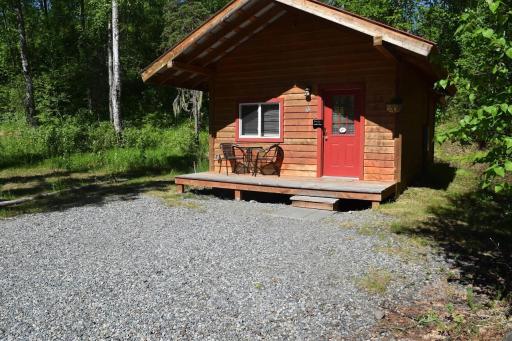 Spruce Cabin - Housity