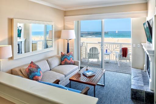 Beach House Hotel at Hermosa Beach - Housity