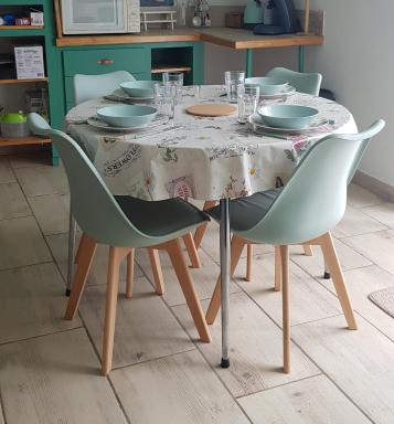 Chez Tchoupi - Housity
