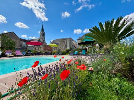 Gîtes Rénovés avec Piscine au Cœur de la Brenne – Proche Sites Naturels et Historiques - FR-1-591-327 - Housity