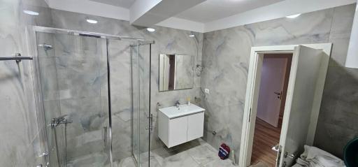 Green house 2 - Hizvo