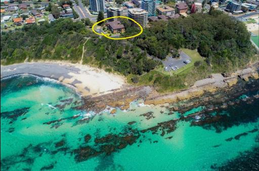 Ocean Crest On Pebbly - Winner 2024 Traveller Awards! - Housity