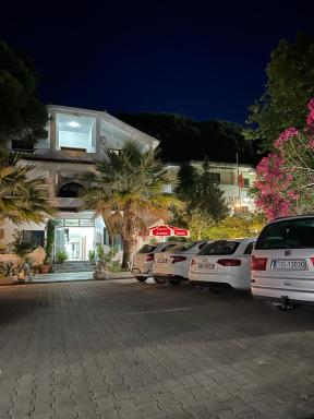 Vogue Rooms - Housity